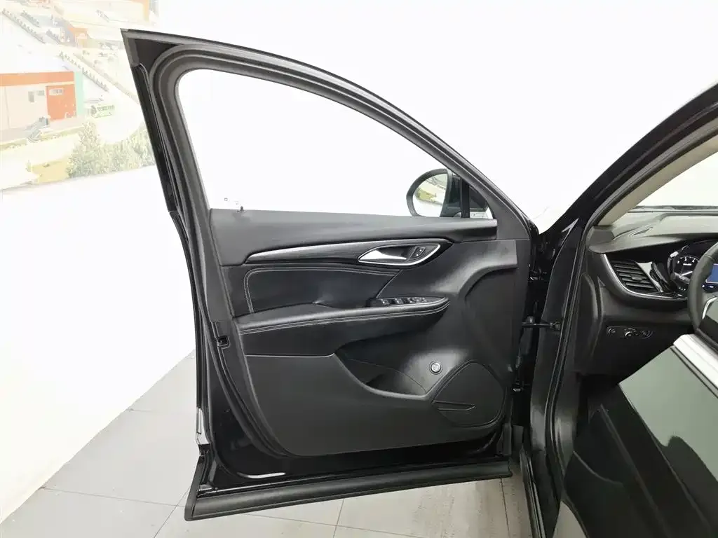 Buick Envision Plus 2023 из CN, фото 6