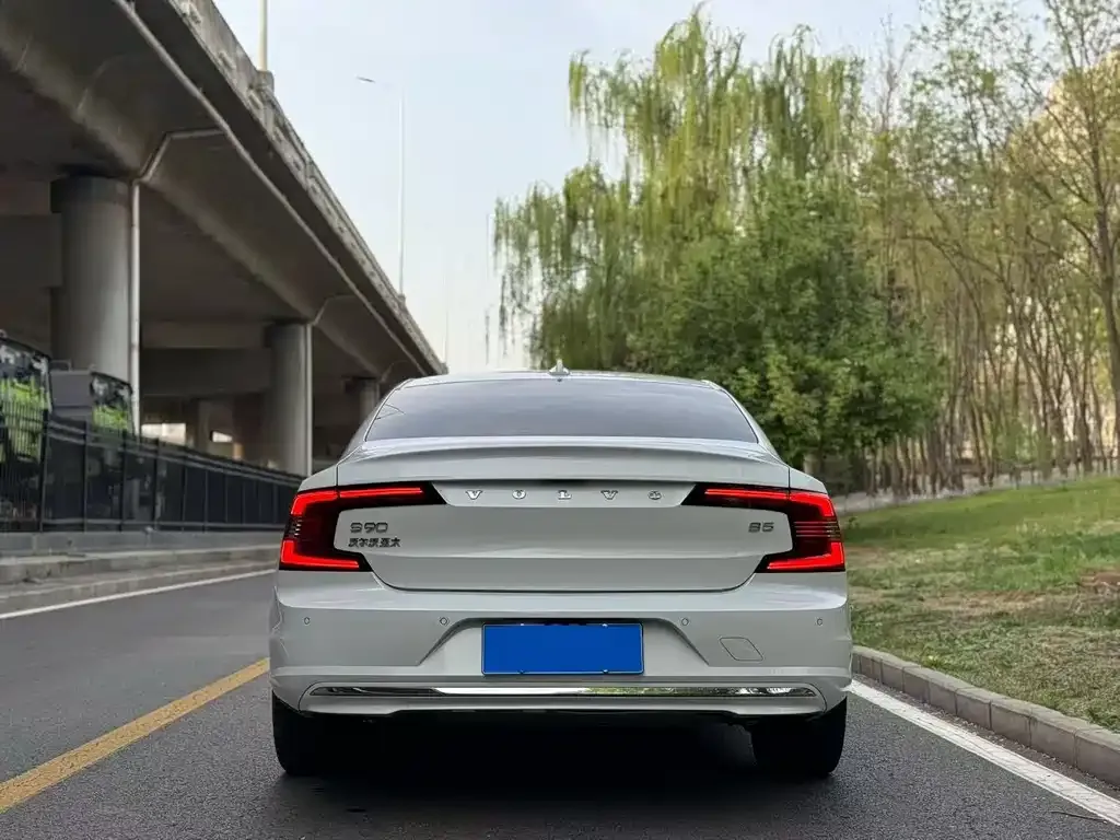 Volvo S90 — фото 7