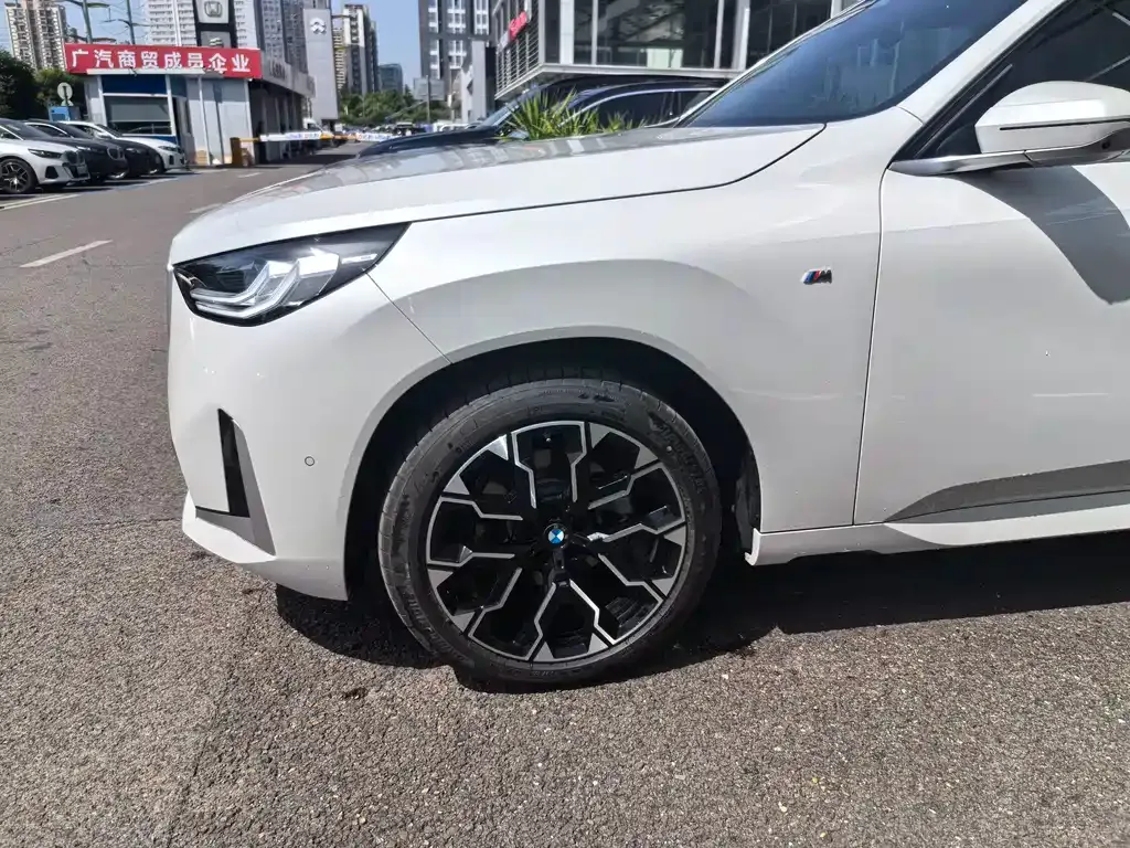 BMW X3 — фото 10