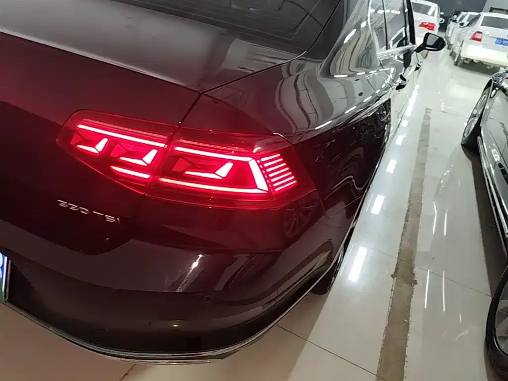 Volkswagen Magotan 2023 из CN, фото 3