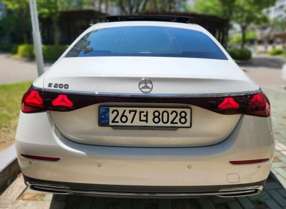 Mercedes-Benz E-Class 2024 из KR, фото 3