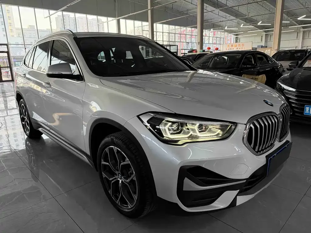 BMW X1 — фото 4