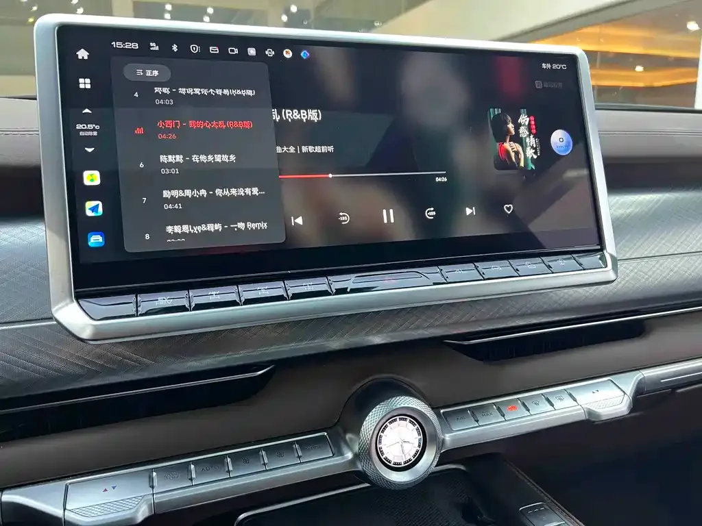 Tank 700 New Energy 2024 из CN, фото 10