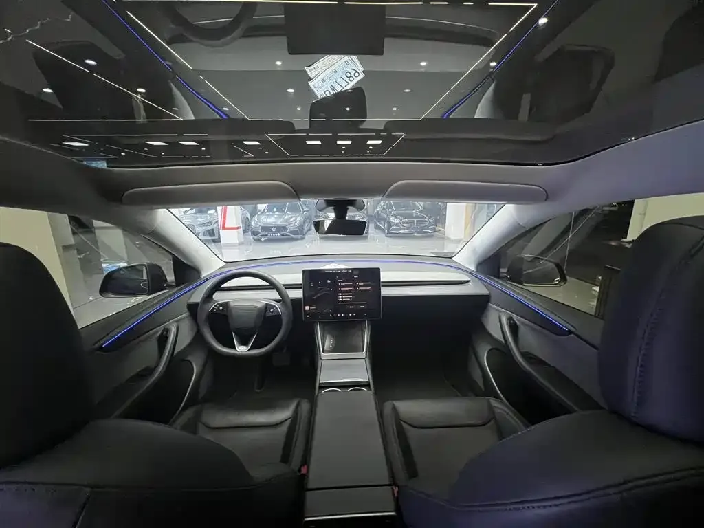 Tesla Model Y — фото 2