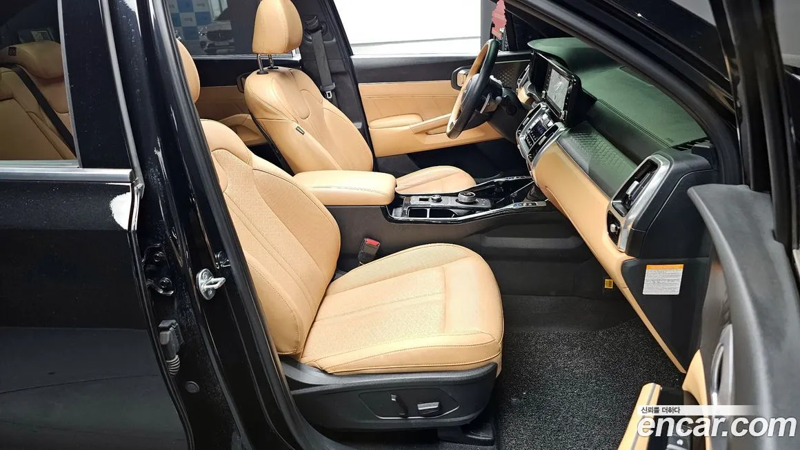 Kia Sorento — фото 7