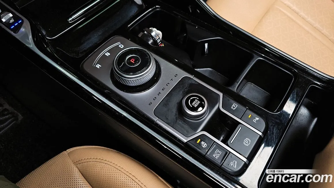 Kia Sorento — фото 8