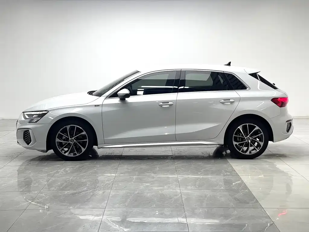 Audi A3 — фото 8