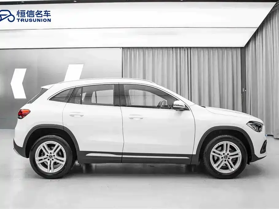Mercedes-Benz GLA — фото 3