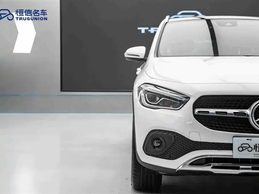Mercedes-Benz GLA — фото 2