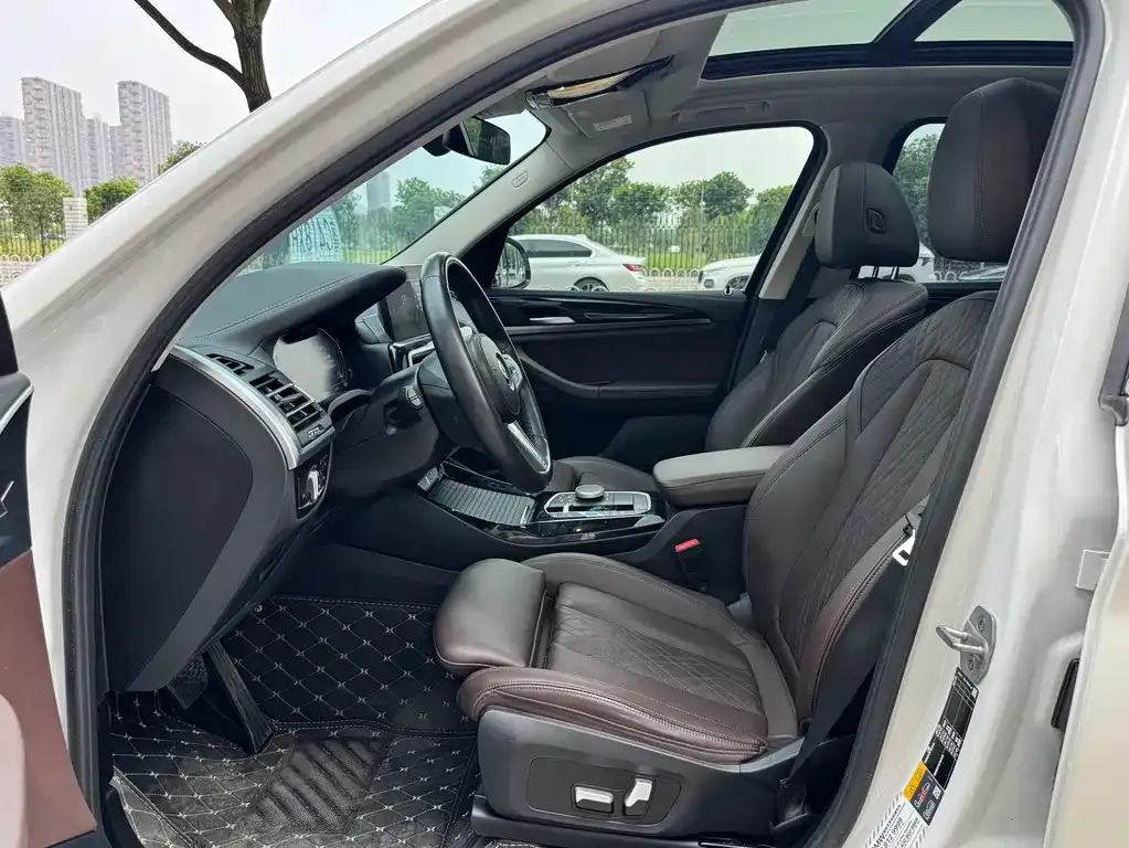 BMW iX3 2023 из CN, фото 4