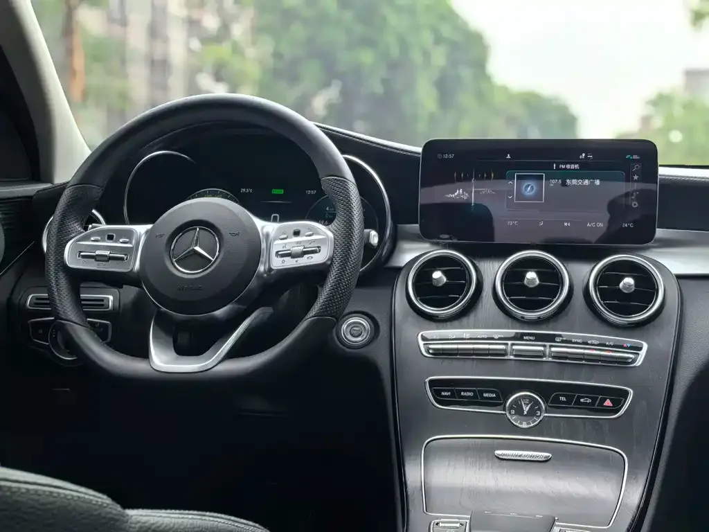 Mercedes-Benz C-Class — фото 10