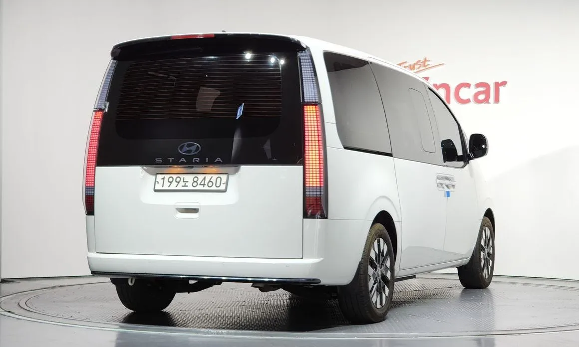 Hyundai Staria 2025 из KR, фото 3