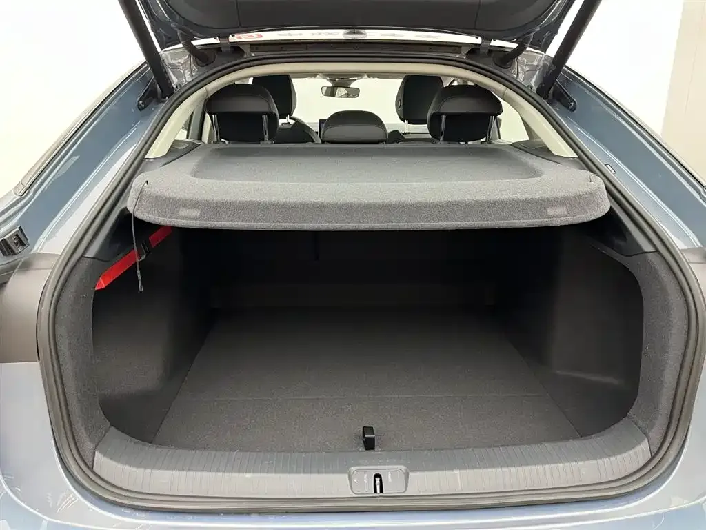 Volkswagen ID.7 VIZZION 2025 из CN, фото 8