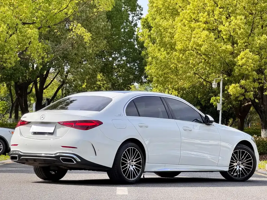 Mercedes-Benz C-Class — фото 10