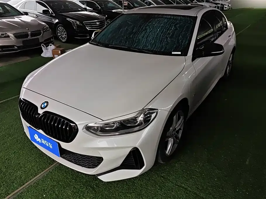 BMW 1 Series — фото 1
