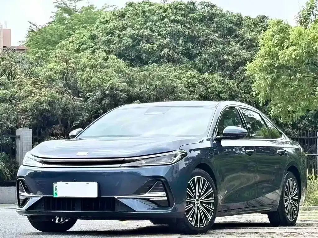 Geely Galaxy A7