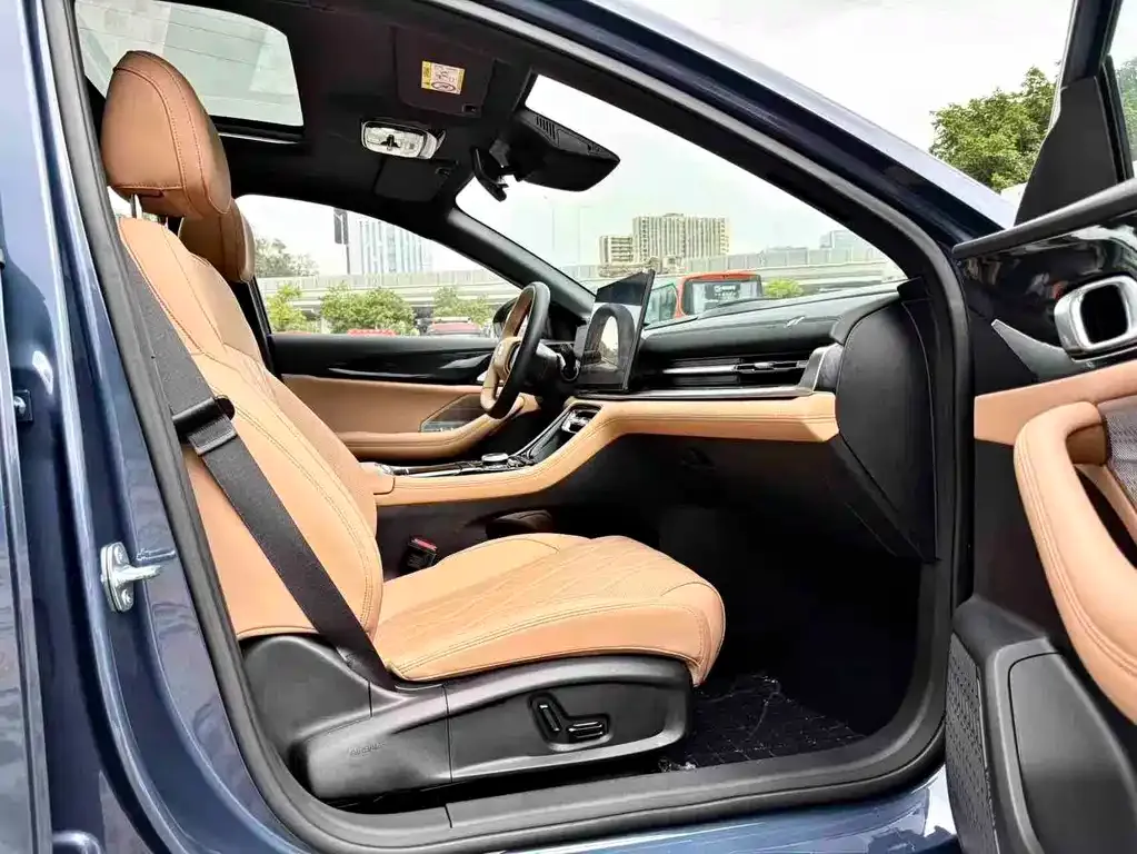Geely Galaxy A7 2025 из CN, фото 2