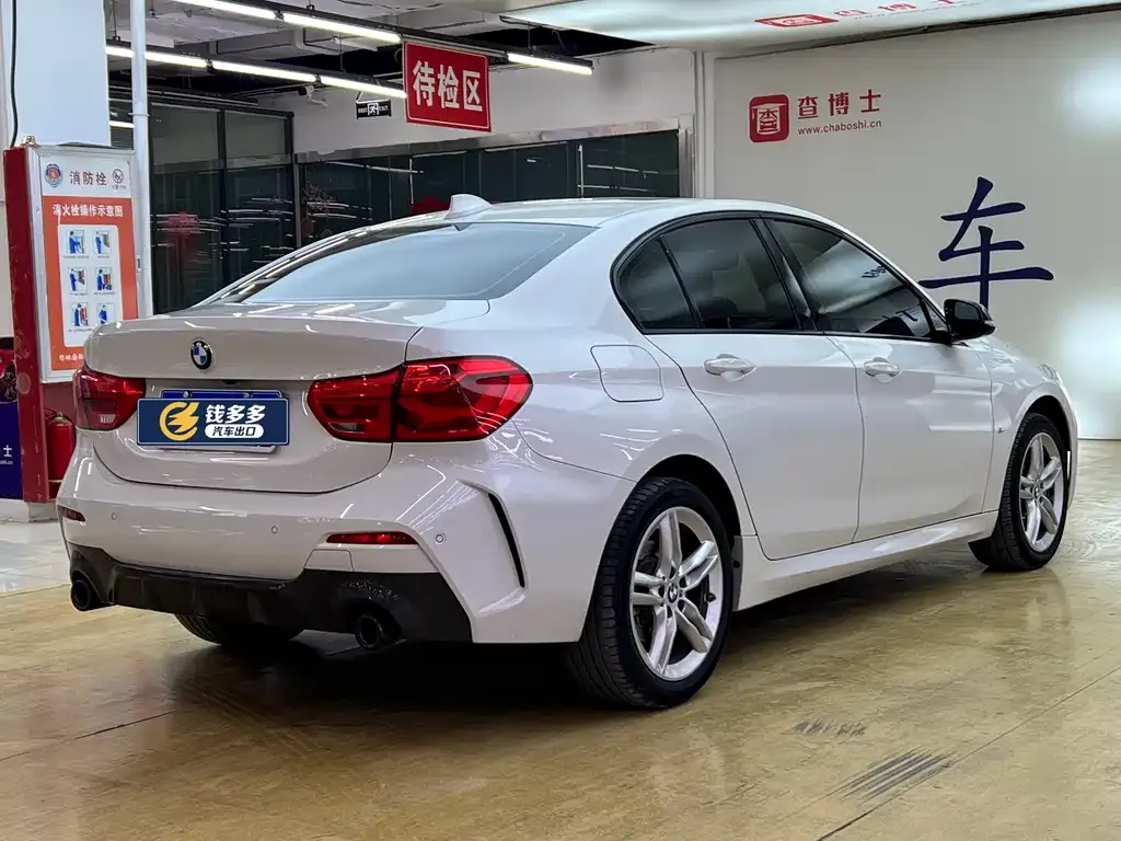 BMW 1 Series — фото 10