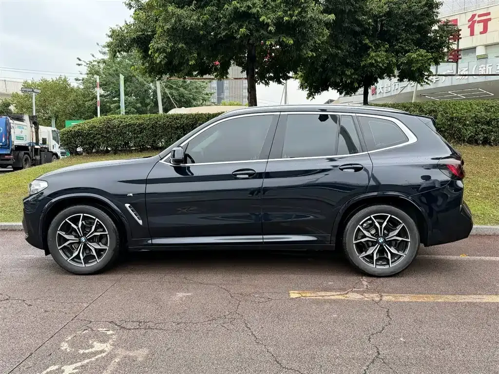 BMW X3 — фото 9