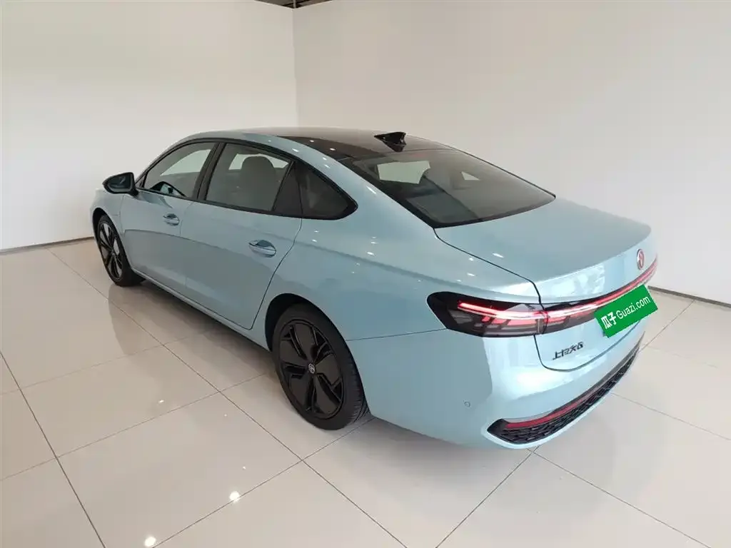 Volkswagen Passat 2024 из CN, фото 4