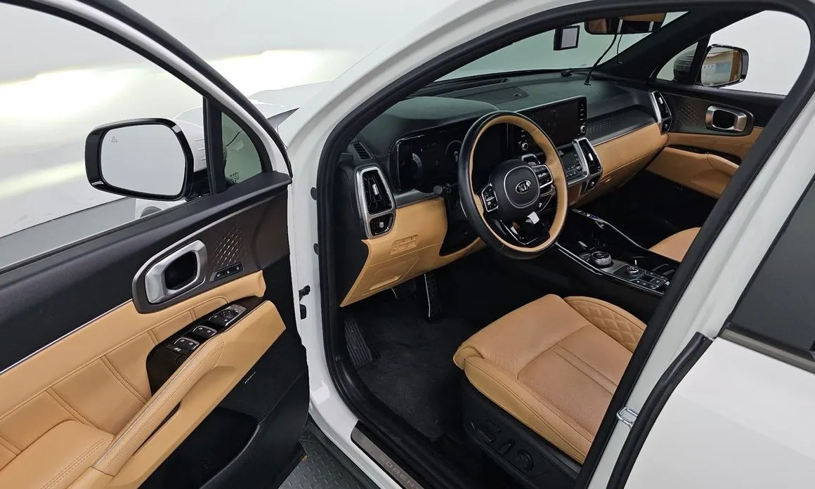 Kia Sorento — фото 10