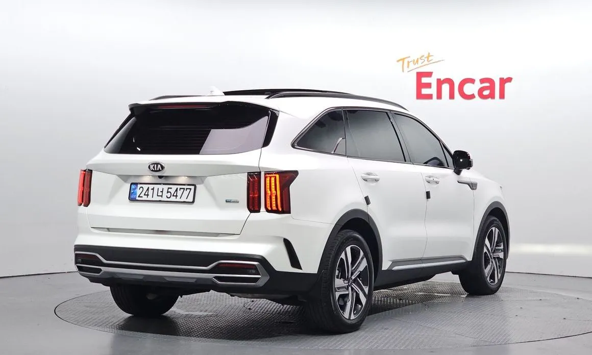Kia Sorento — фото 3