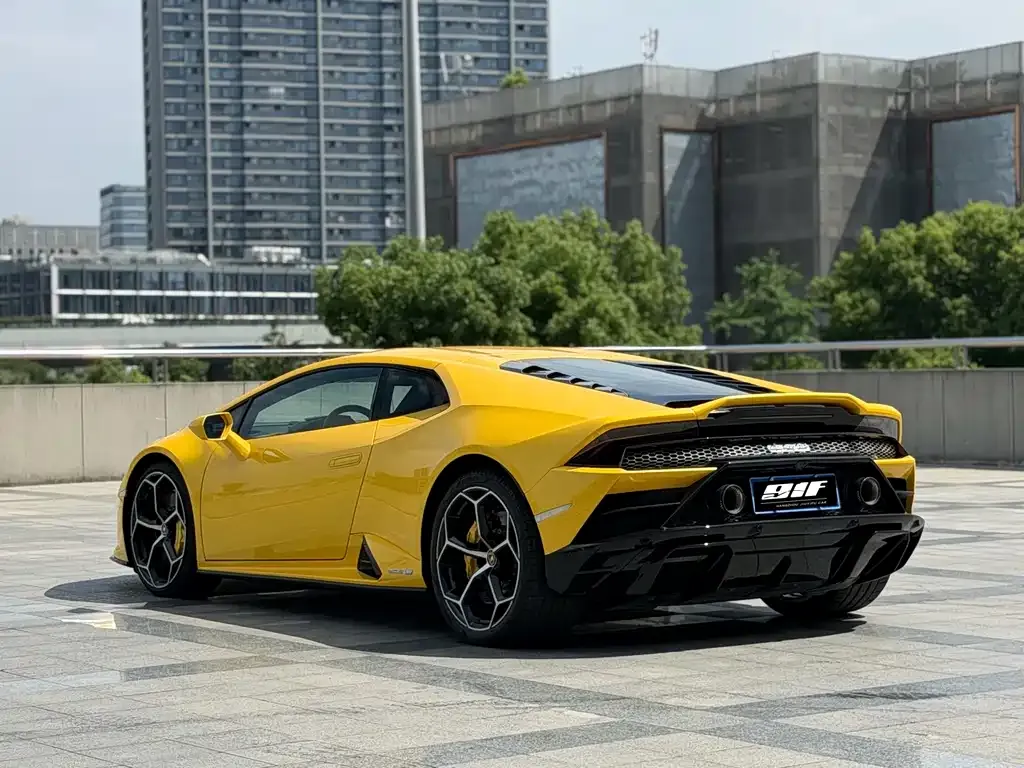 Lamborghini Huracan 2021 из CN, фото 3