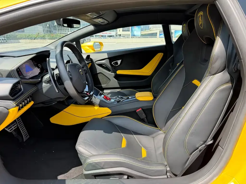 Lamborghini Huracan 2021 из CN, фото 2