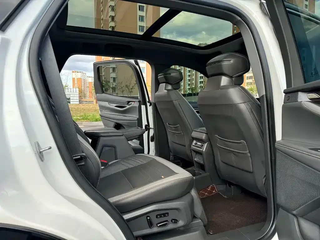 Ford Edge 2024 из CN, фото 7