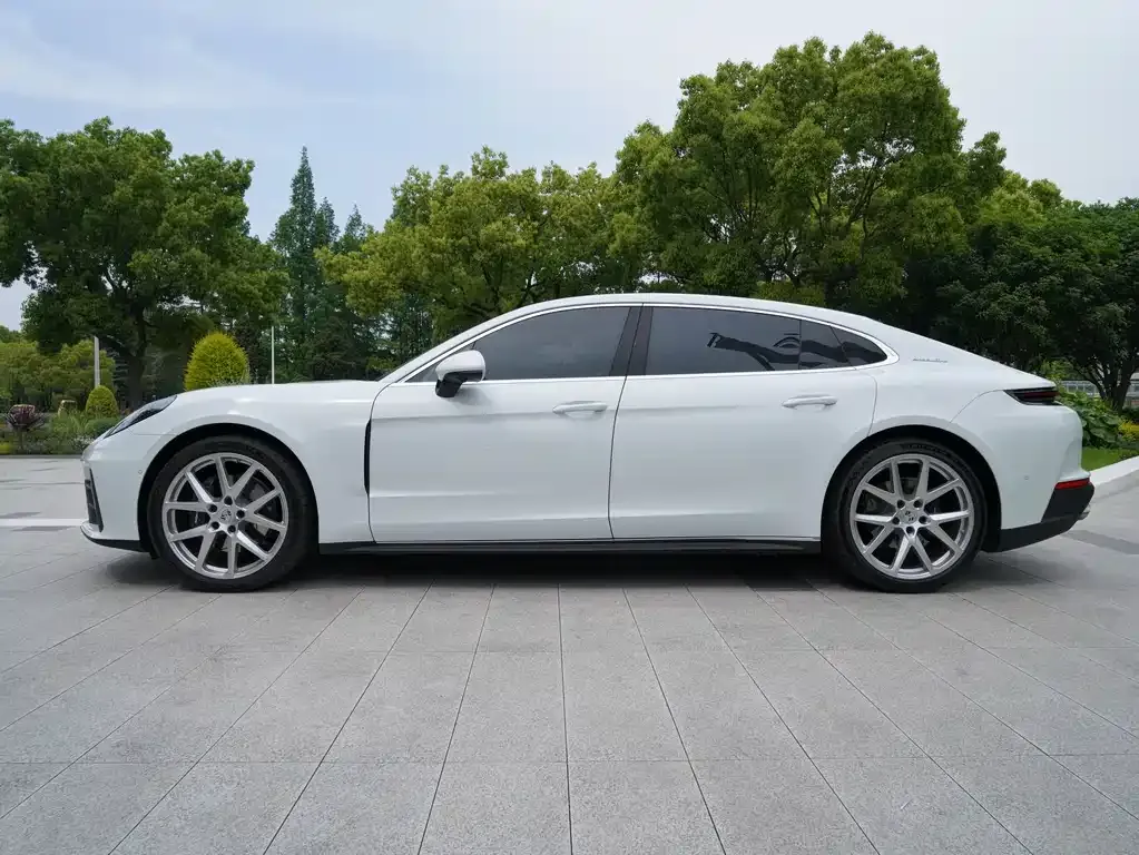 Porsche Panamera 2024 из CN, фото 10