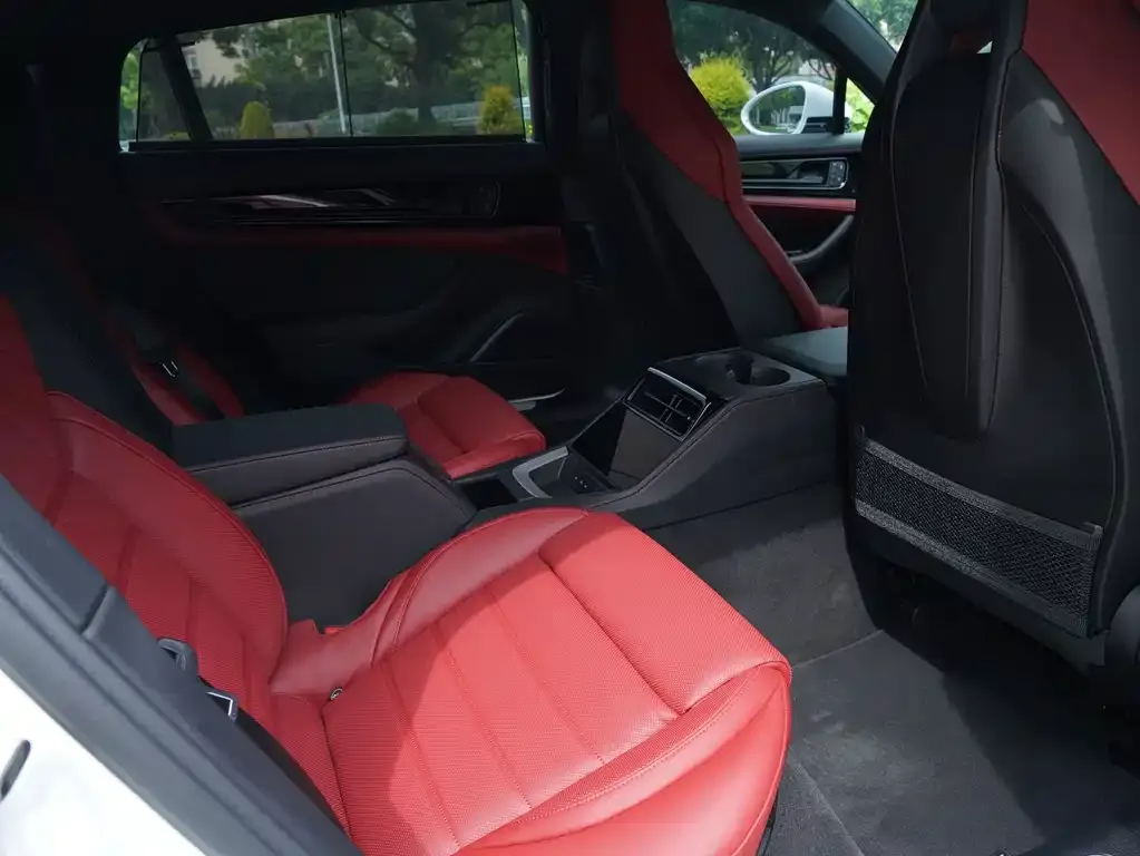 Porsche Panamera 2024 из CN, фото 3