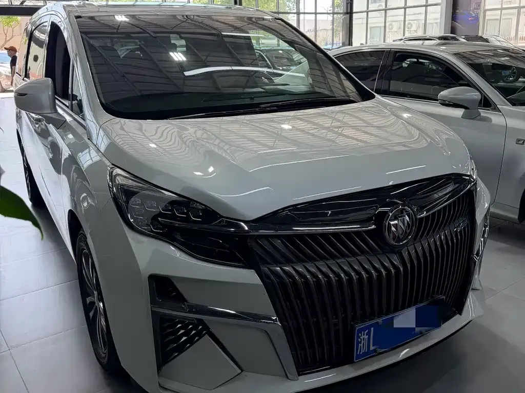 Buick GL8 2021 из CN, фото 1