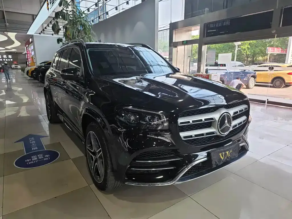 Mercedes-Benz GLS — фото 9