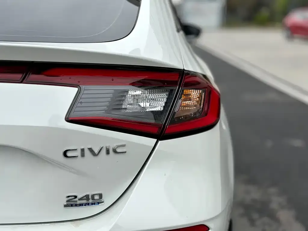 Honda Civic — фото 9