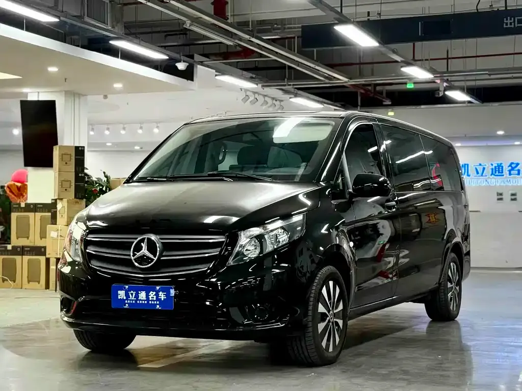 Mercedes-Benz Vito — фото 1