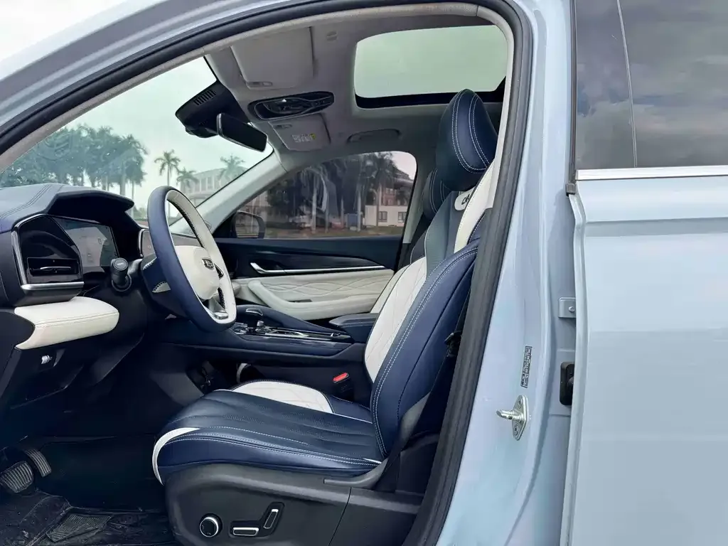 Geely Xingyue L 2023 из CN, фото 3