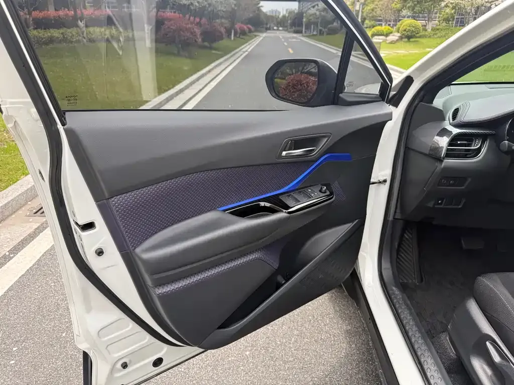 Toyota IZOA 2021 из CN, фото 6