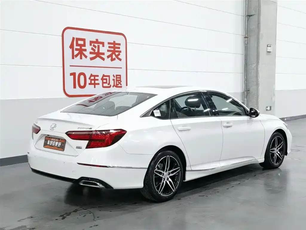 Honda Inspire 2023 из CN, фото 8