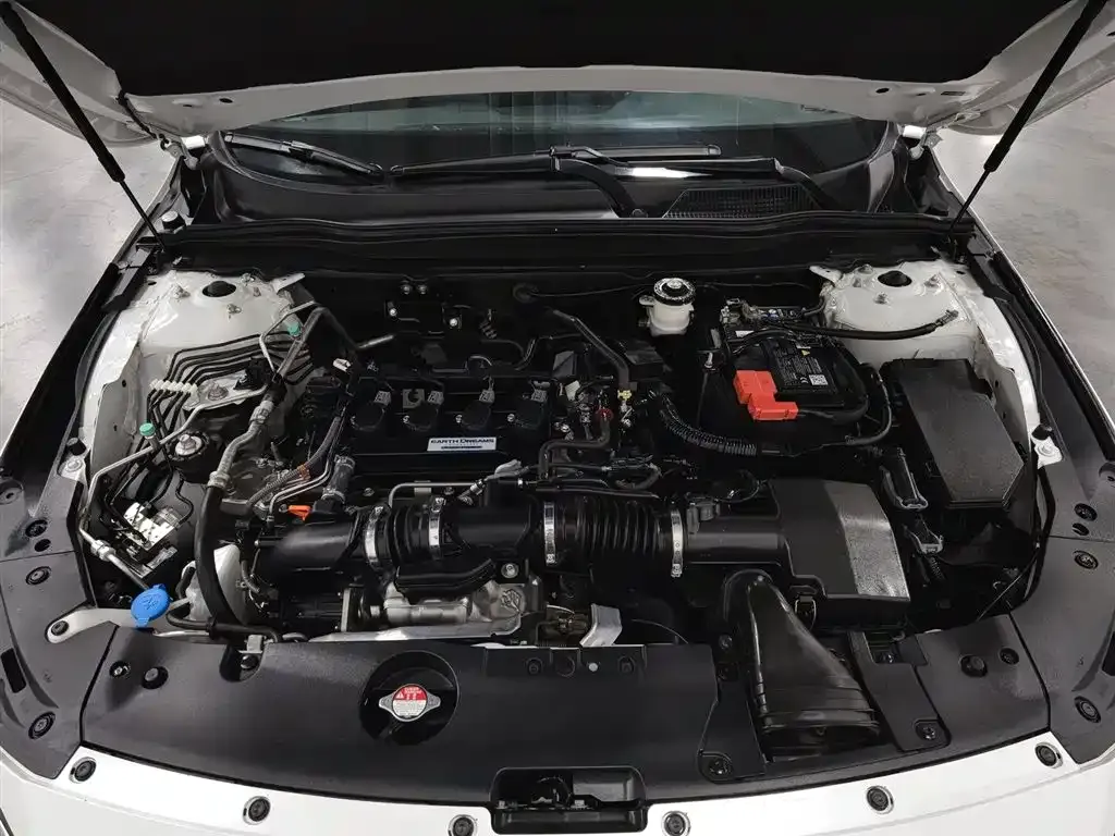 Honda Inspire 2023 из CN, фото 9