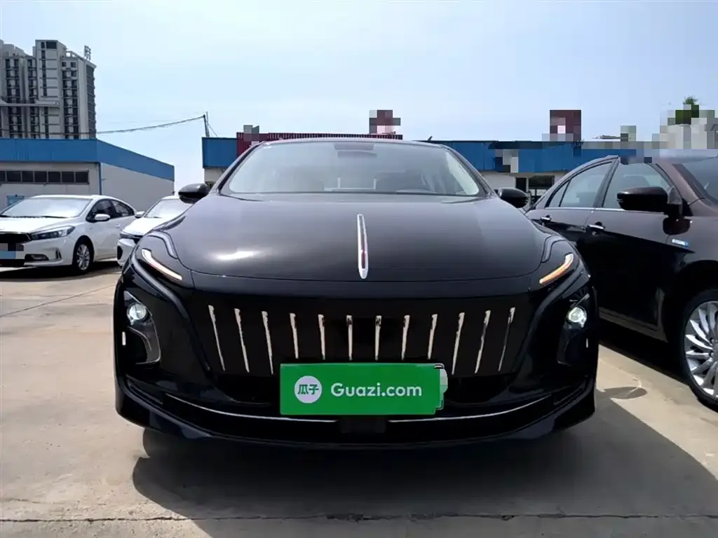 Hongqi E-QM5 — фото 2