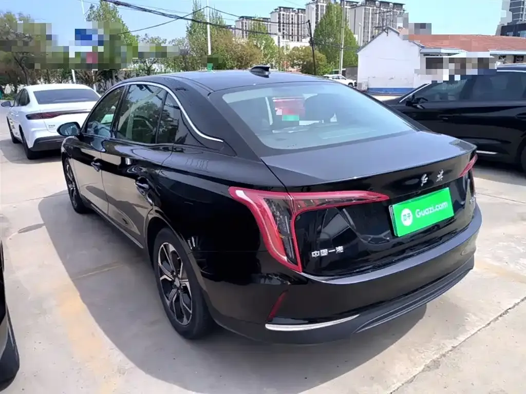 Hongqi E-QM5 — фото 9