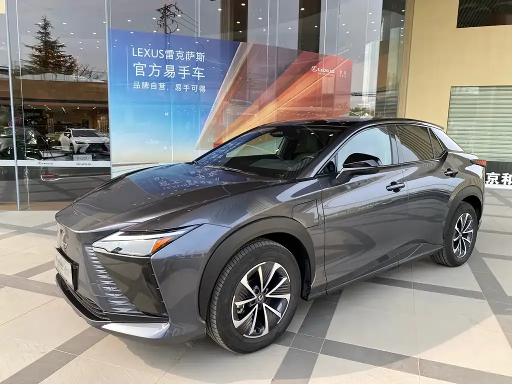 Lexus RZ