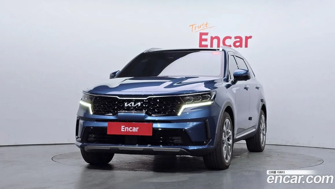 Kia Sorento — фото 9