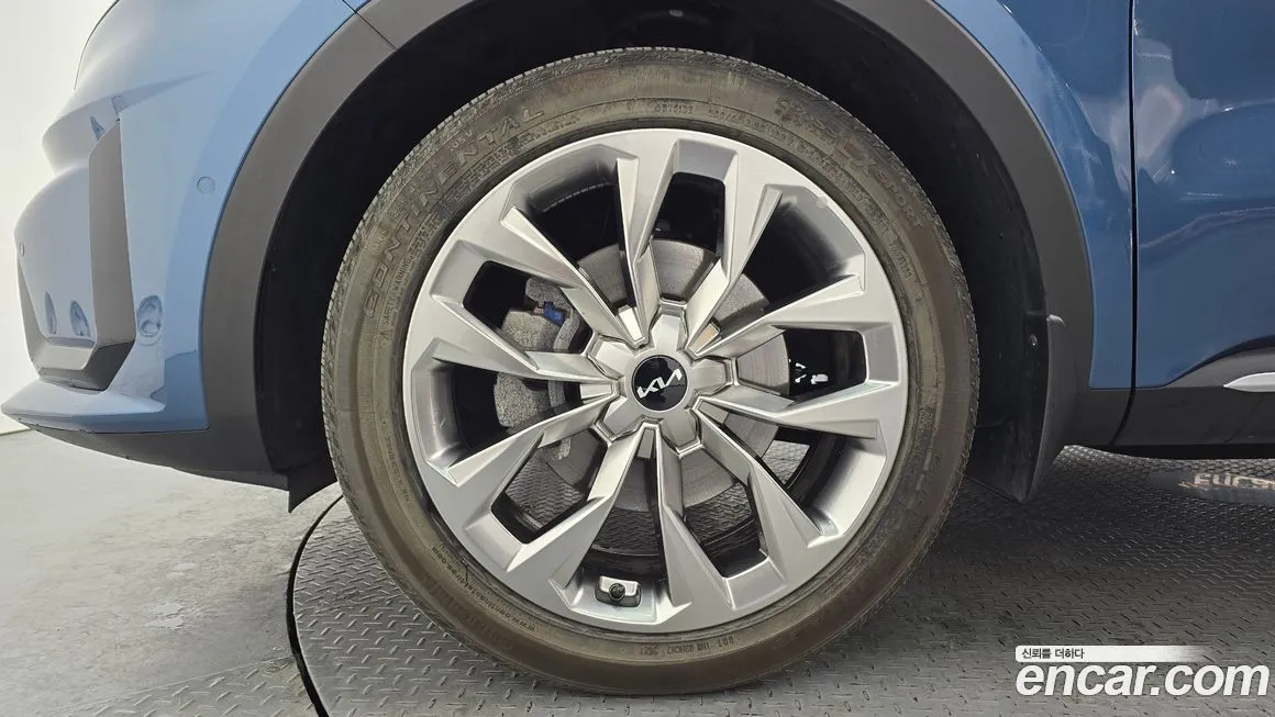 Kia Sorento — фото 5