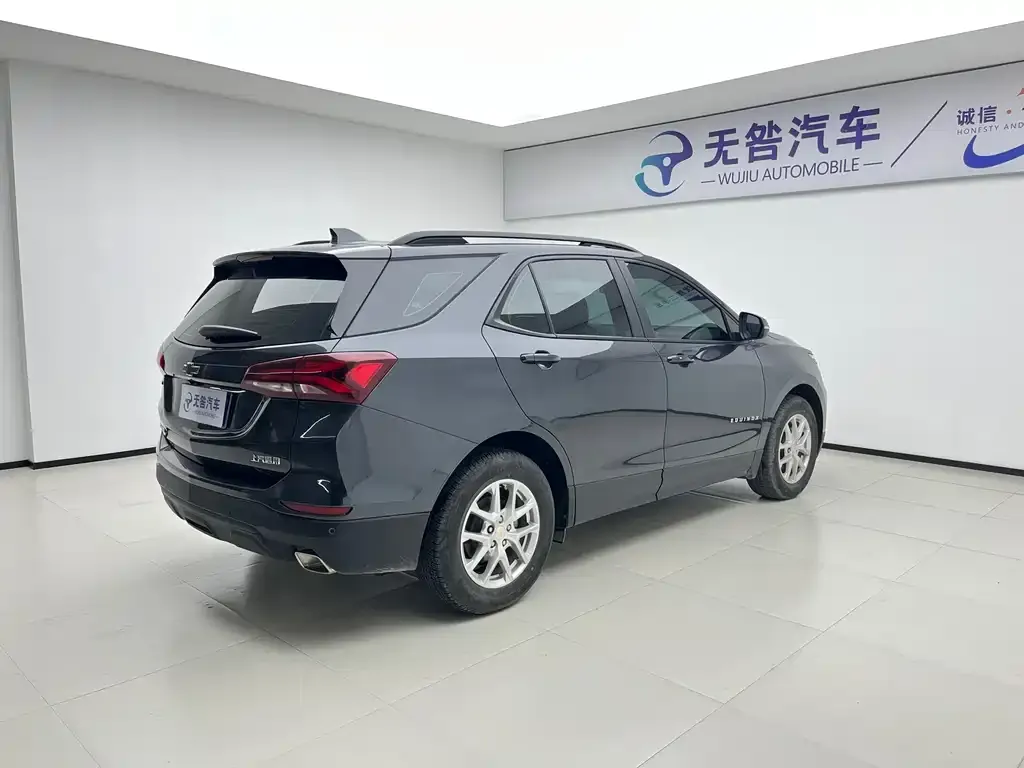 Chevrolet Equinox — фото 10