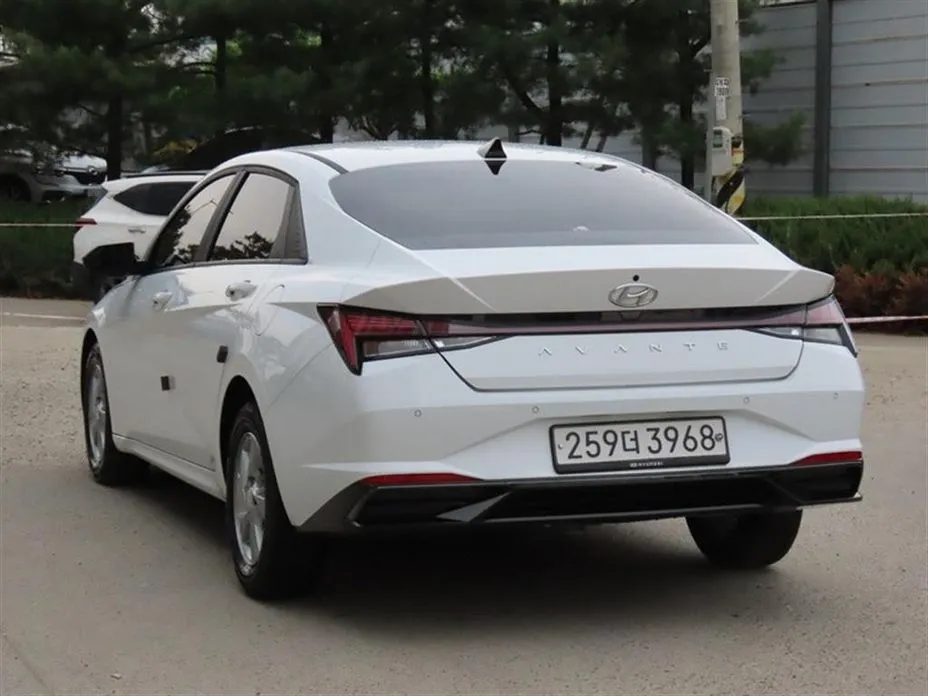Hyundai AVANTE — фото 7