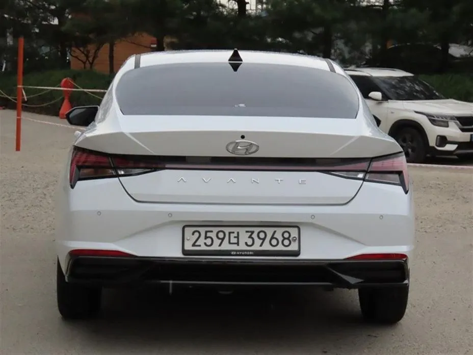 Hyundai AVANTE — фото 2