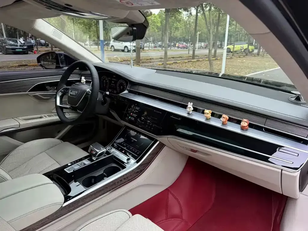 Audi A8 — фото 4