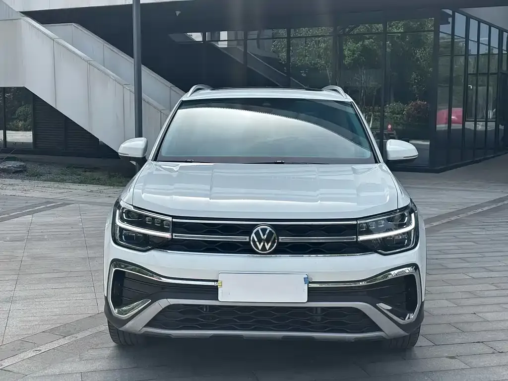 Volkswagen Tharu — фото 5