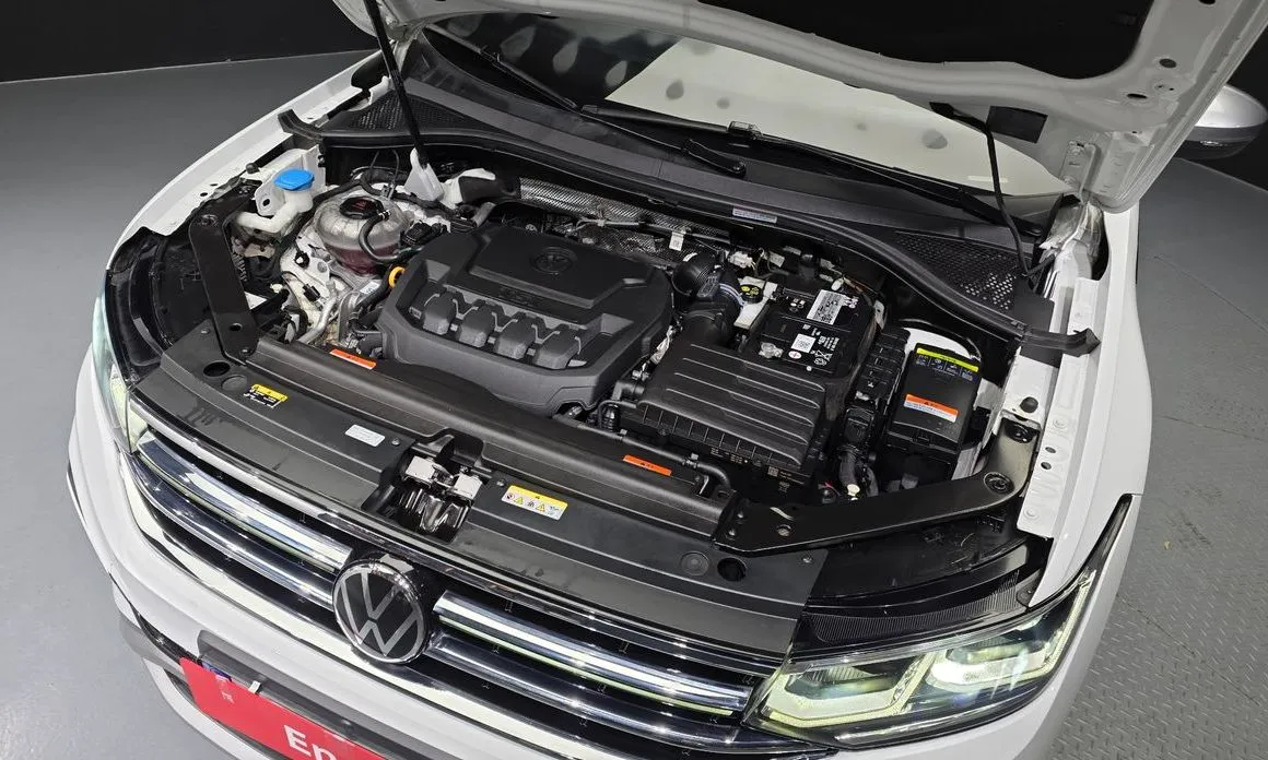 Volkswagen Tiguan — фото 10